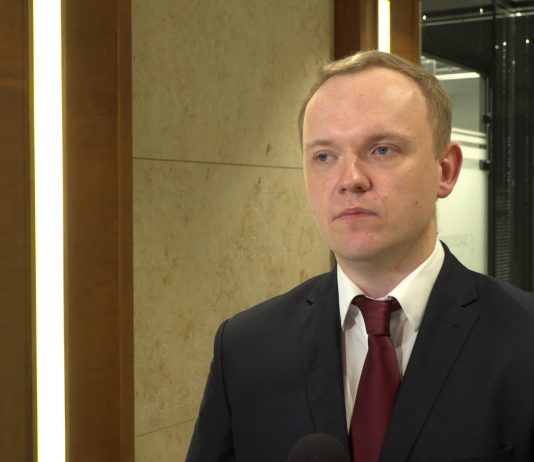 Nowelizacja ustawy o podatku od towarów i usług podpisana przez prezydenta. SLIM VAT uprości rozliczenia i pozwoli uniknąć części sporów z fiskusem