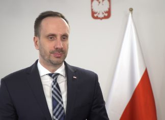 Janusz Kowalski (MAP): 2033 rok na budowę pierwszego bloku atomowego to termin nierealny. Rezygnując z własnego węgla, Polska może się uzależnić od importu gazu