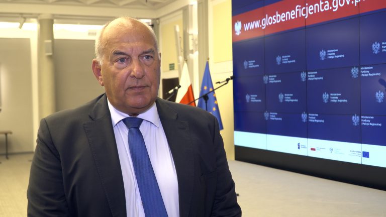 Minister finansów: Nowe przepisy VAT zlikwidują nieuczciwą konkurencję w e-handlu. Wyrównają  szanse europejskich i pozaunijnych sklepów internetowych