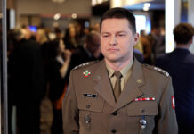 Wojsko rozwija systemy sztucznej inteligencji do wsparcia dowodzenia i cyberobrony. Ważna współpraca z przemysłem i nauką